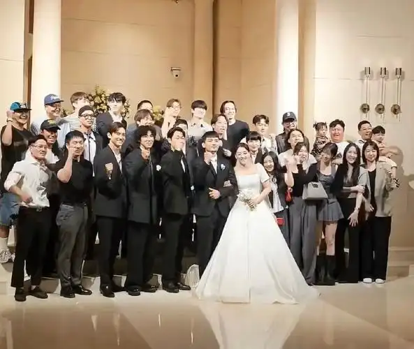 240616 5geumju ins更新 沈昌珉出席伴舞婚礼