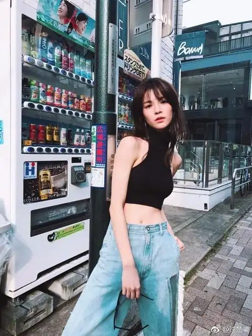 想问问钟楚曦,身材好的姑娘穿衣服有多好看