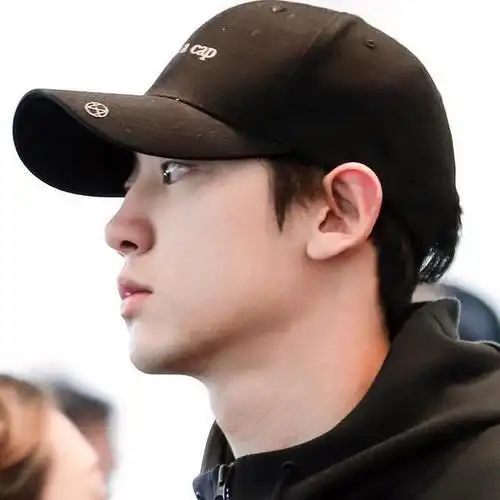 韩国帅气男星:朴灿烈