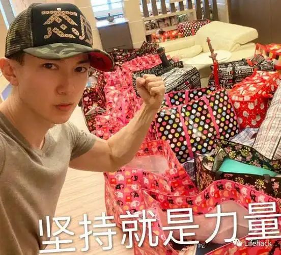 44岁的吴尊变成这样了