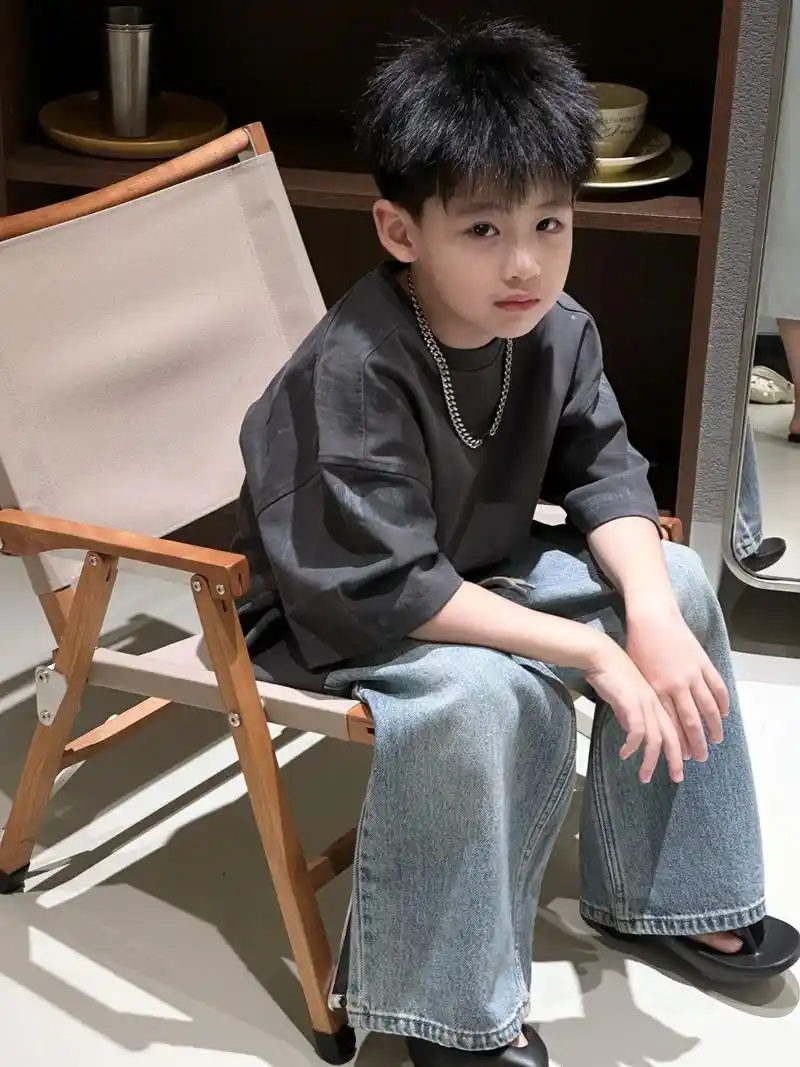 他怎么可以又帅又可爱04.#潮酷男孩 #可狼可奶 #阳光男孩 - 抖音