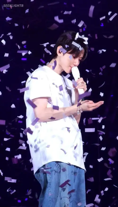 专辑要挟艺人,合约自动延期是靠97控制  36615边伯贤从来没说过