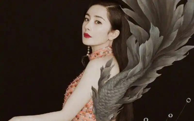 杨幂Ⅱ时尚芭莎Ⅱ一个人的生活