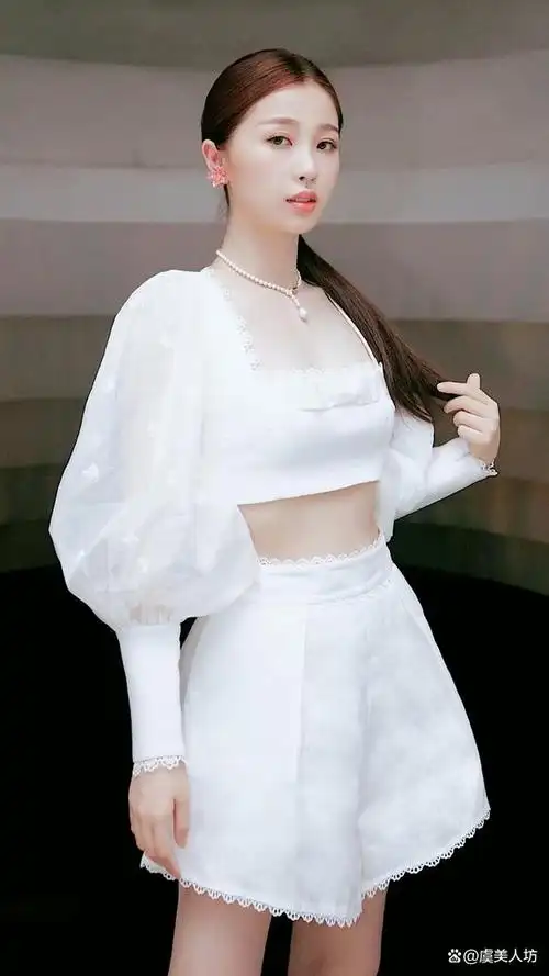 尖叫女神虞书欣越来越美了!网友:有失体面!