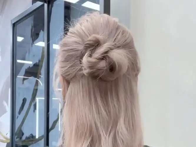 半扎丸子头教程来啦