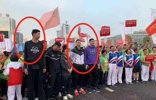 朱芳雨从北京挖过来的17岁新星pk曾繁日,有易建联影