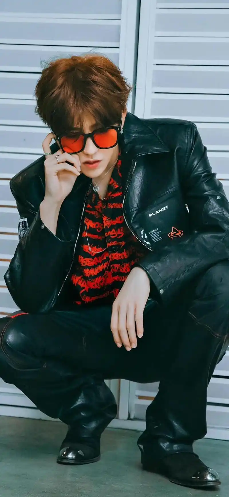 蔡徐坤高颜值明星无水印高清写真壁纸