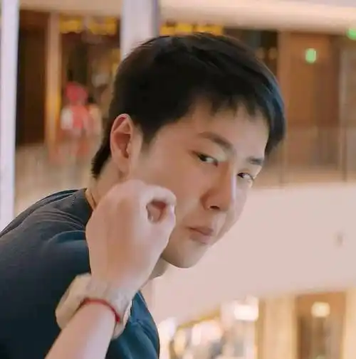 《热烈》中王一博被撩害羞的片段,他饰演谁?