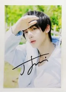 包邮买3送1现货台风少年团丁程鑫出道宣传亲笔签名照片签名照01款