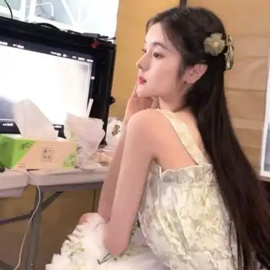 好看成熟的头像女 高清简单清爽又特别耐看的女头图片_女生头像_美头