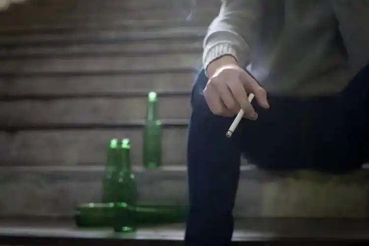 关于喝酒的经典语录精选100句