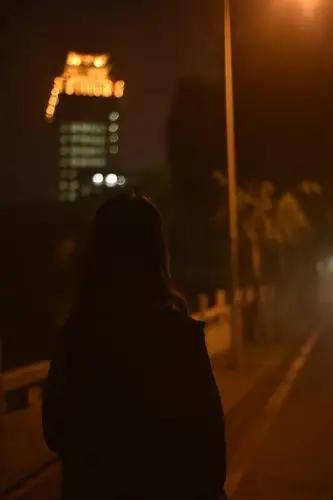 深夜街边