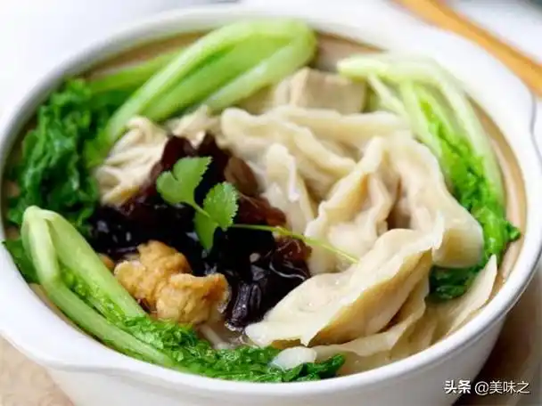 汤饺怎么煮,怎么样包饺子(有吃有喝一顿就解决了)