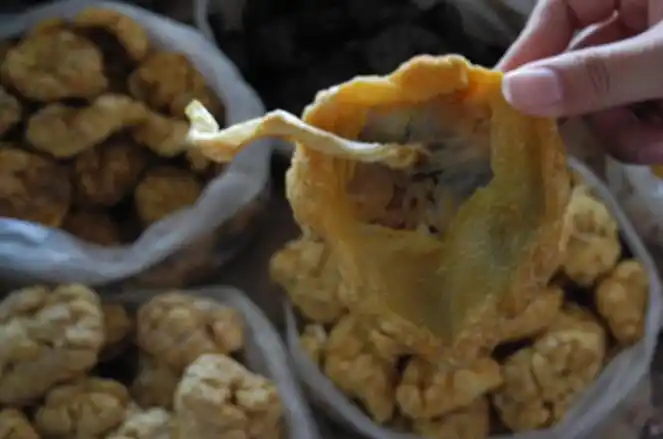 妻子产后胎盘做成烤饼奶昔 重口味丈夫吃的干干净净(一)