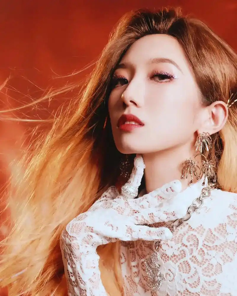 孟美岐in daartemis达弥酷飒美～#孟美岐 #美 - 抖音