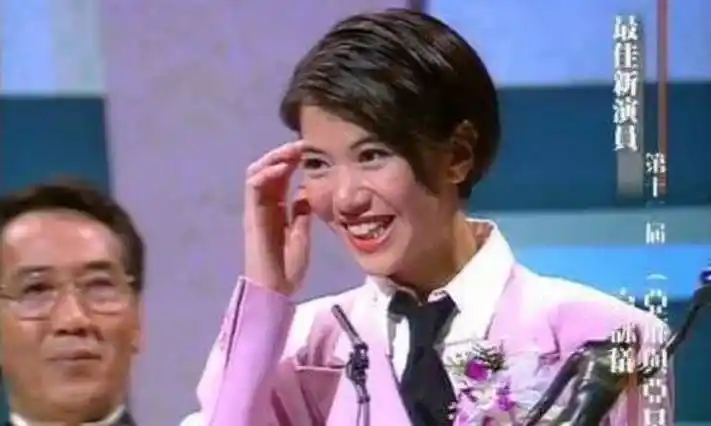 21年后再看张智霖:才明白他能娶到袁咏仪做老婆,到底多幸运_吴镇宇