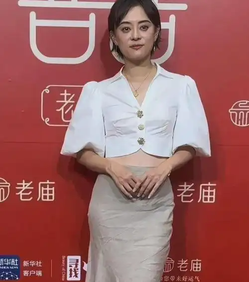 孙俪头发稀疏越养生越显老而且穿搭又翻车颜值衣品断崖式下降