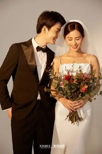 温柔浪漫婚照&光影氛围中随便一眼便是倾心