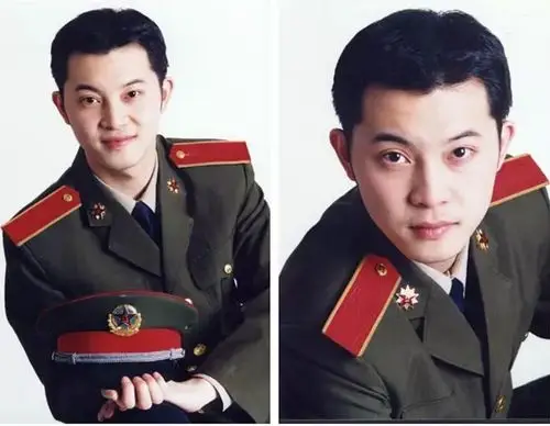 其实沙溢能参演《炊事班的故事》,也纯属巧合.