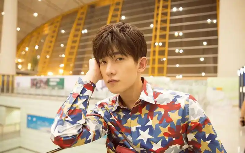 杨洋 可当电脑壁纸