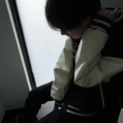 侧脸帅气男头 高清好看的男生头像真人帅气侧脸图片_男生头像_头像屋