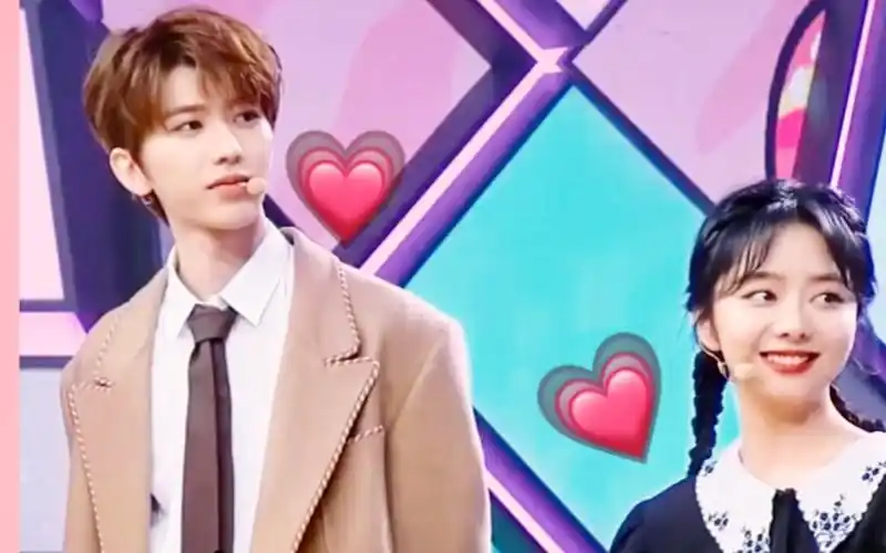 【蔡徐坤×谭松韵】快本同框糖点cut|最萌身高差来啦