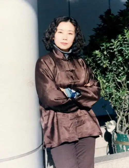 演员赵奎娥:和陈宝国相爱8年,结婚40年,如今儿子成了她的心疾