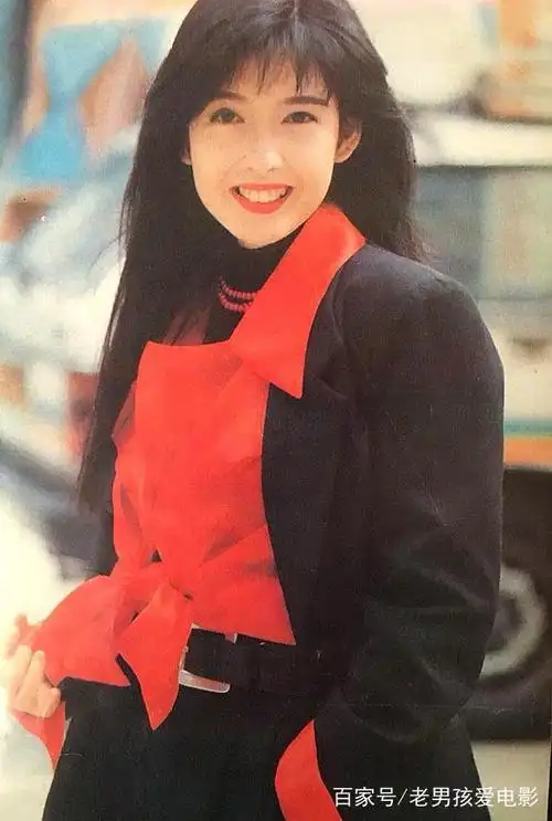 哇!真的是玉女周慧敏刚出道时照片