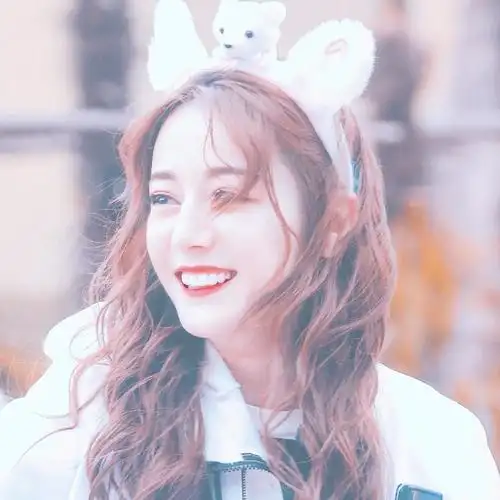 女爱豆头像|迪丽热巴头像二转注明猫辞奶奶