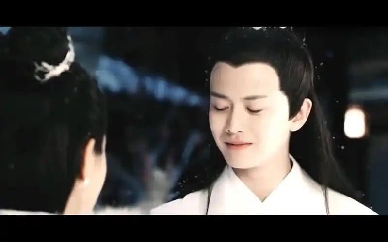 任嘉伦混剪,白衣紫萱,心之所爱!