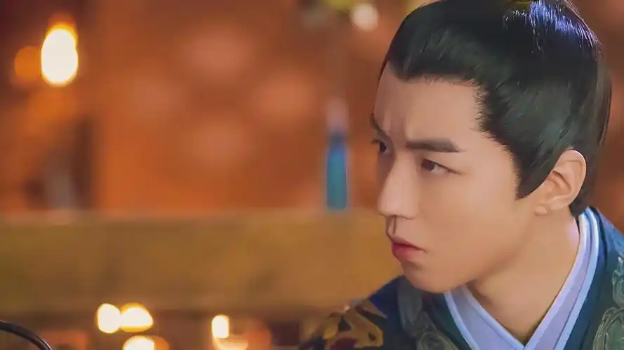 王俊凯复古古装最新造型