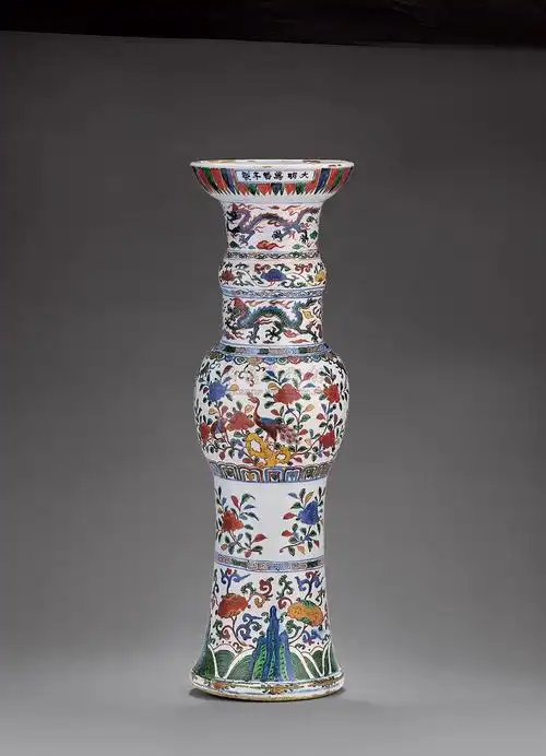 五彩云龙花鸟纹长颈花觚-重要中国瓷器及工艺精品-雅昌拍卖