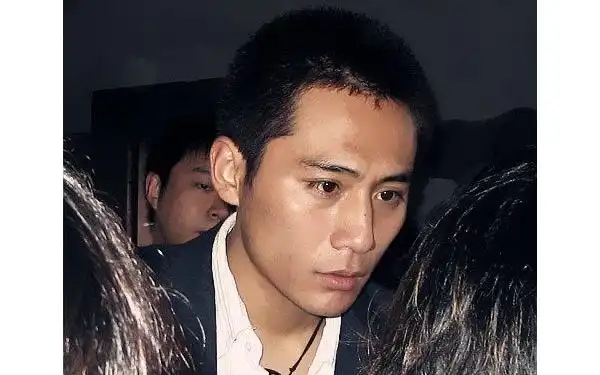 【刘烨】这逆天眼睫毛.