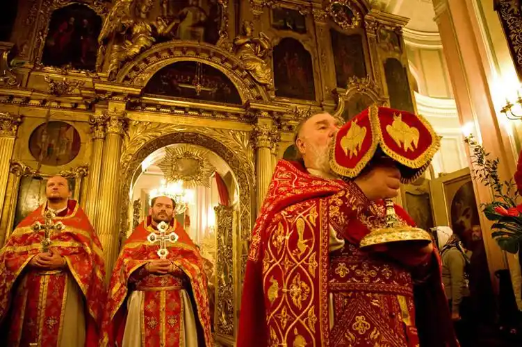 横图,室内,建筑,蜡烛,俄罗斯,复活节,衣服,祈祷,演讲,服务,摄影,宗教