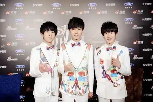 2015tfboys新浪"2014微博之夜"群星晚会_高清图片大全-爱豆app