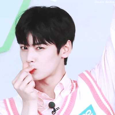 扑哧  发布到  表情包 图片评论 0条  收集   点赞  评论  车银优 0 0