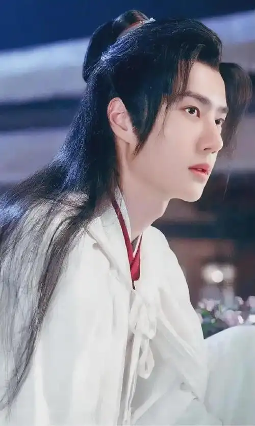 最适合古装扮相的男明星不是胡歌,应该是王一博.