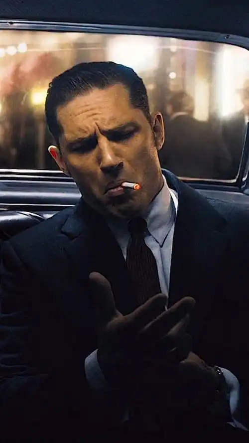 一个生活非常自律的男人,最后的wink也太帅了 #汤姆哈迪