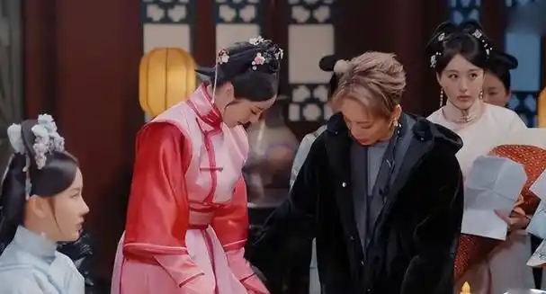 一屋子专业演员,硬是演不过黄龄一个跨界的歌手,糊不是没原因的