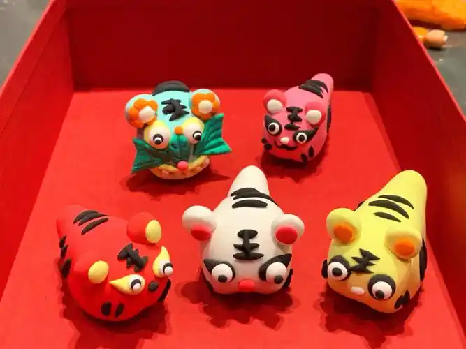 粘土布老虎手工中国风轻土手工