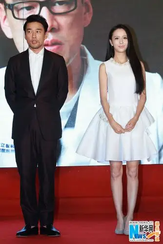 佟丽娅现场大秀"背词"功力 王耀庆"调戏"全场