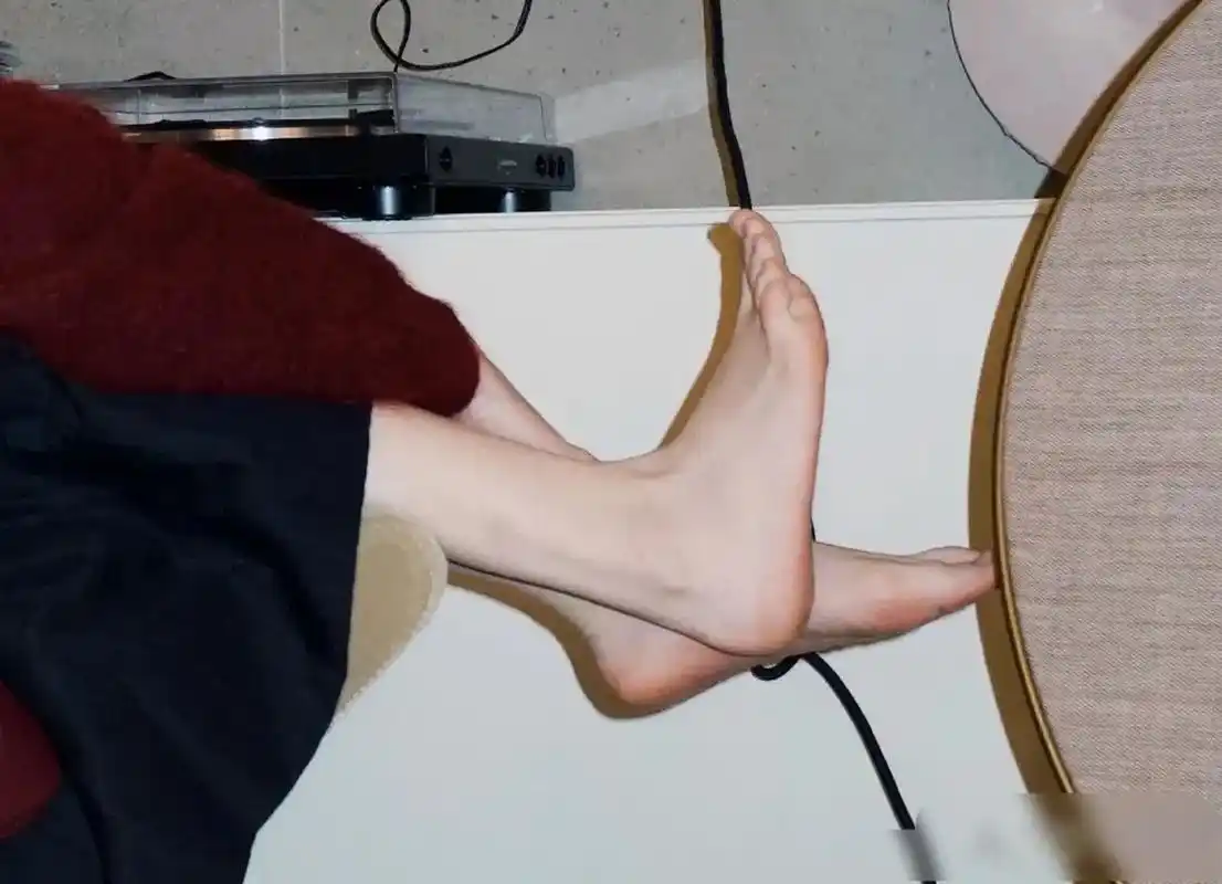 李庚希,这是什么脚型