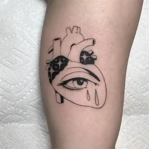 手臂上漂亮流泪的眼睛纹身图案920