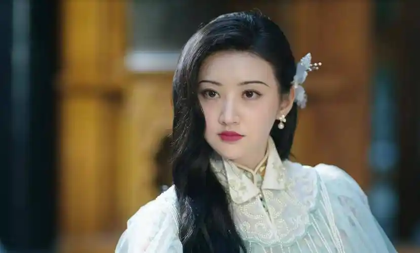 原创司藤中景甜28套旗袍造型霸气女王万种时尚实力演绎人间富贵花