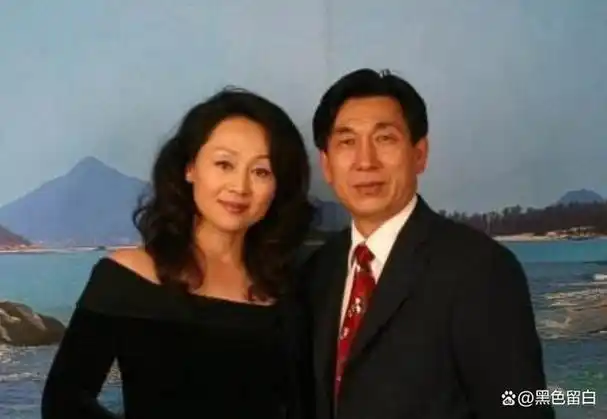 为拍戏导致儿子智障转身逼女儿还债十年有一种偏心母爱叫王姬
