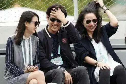 "叫靳东,宁愿赔钱也不跟她搭戏,当看到女主瞬间懂了_图片_徐璐_作品