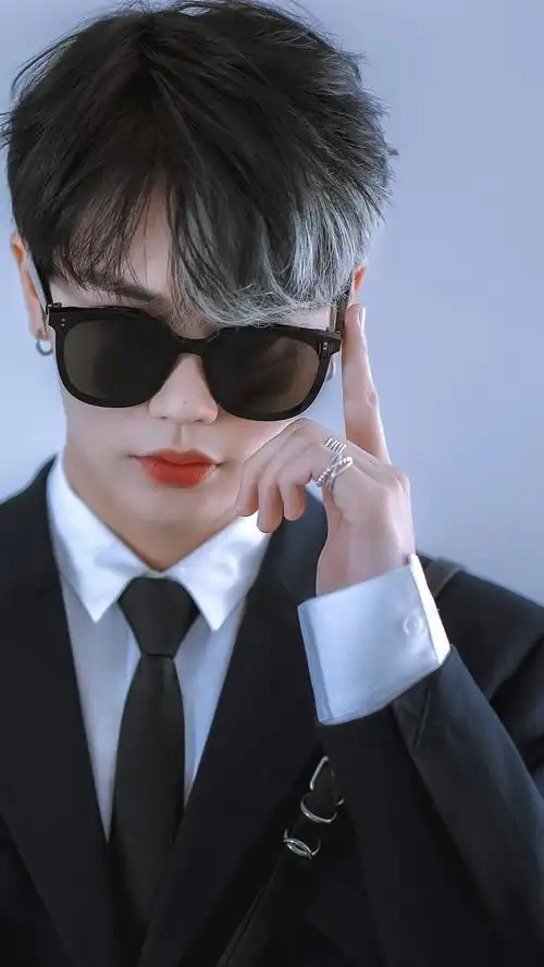 林彦俊 cr.酒窝暖 - 堆糖,美图壁纸兴趣社区