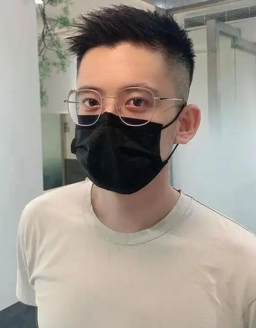 推荐这3种发型,清爽更有型