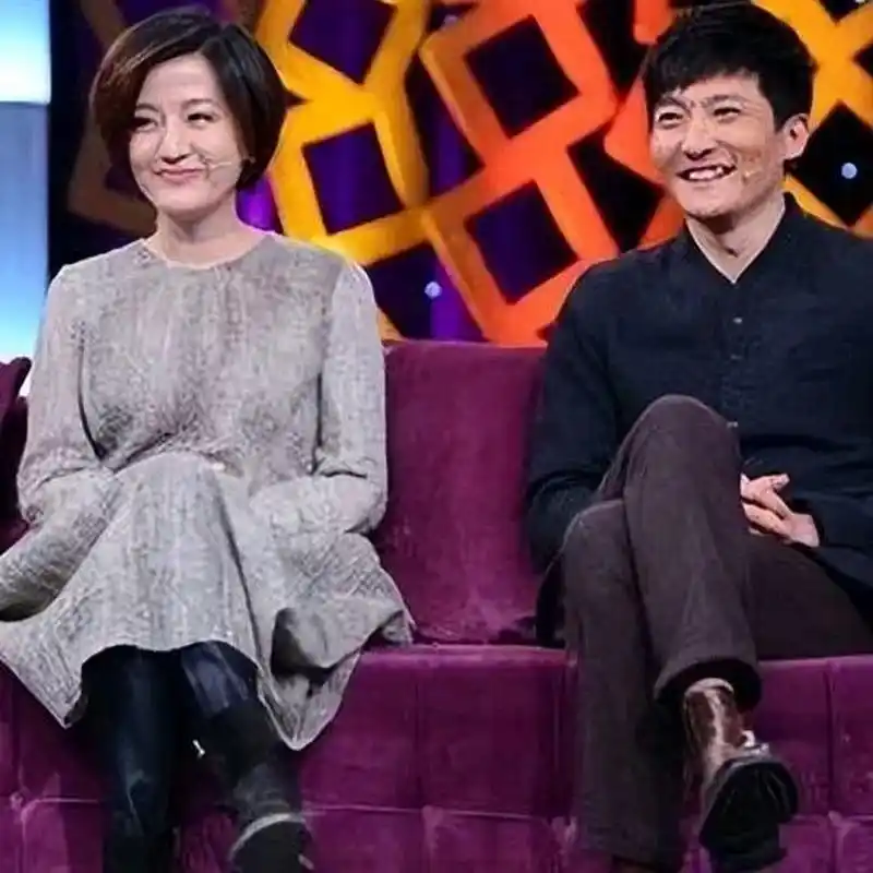 陆毅icon娶了鲍蕾icon,郭京飞icon娶了鲍莉icon,两人一起去丈母娘家