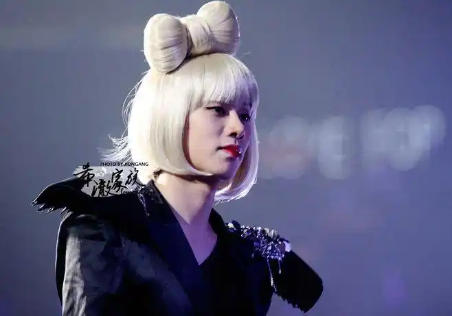 宇宙超级小少年v采集到笑靥如花の金希澈